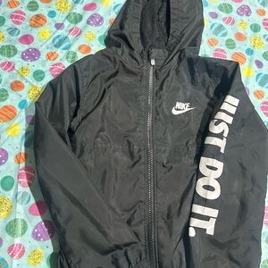 Nike Kids Black windbreaker with Slogan